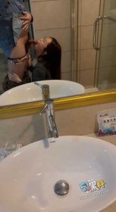 早安日记~病态嫩妹用身体唤醒主人 让主人感受满满的爱！