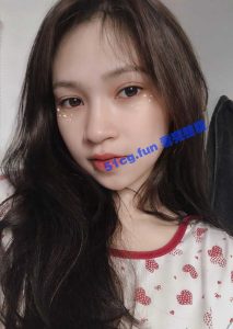 近期爆红网络的极品情侣  浴缸鸳鸯戏水视频  视频女主撞脸AngleBaby