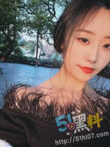 爱穿牛仔裤的老师！重庆杨柯柯端庄的外表下 竟然还有这么不为人知的一面！