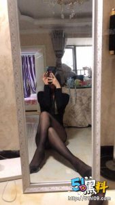 贵阳性感陪玩 大战纹身肌肉男 还和弟弟做爱！