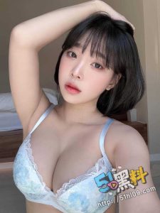 后入大屁股嫩妹精彩瞬间合集～纵享白皙嫩滑肌肤碰撞的快感！