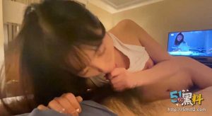 湖南外语职业学院胡明霞  jK短裙白丝勾魂诱惑   痉挛抽插直呼受不了！