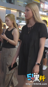 街头抄底偷怕合集 裙下的风光果然让人想入非非～