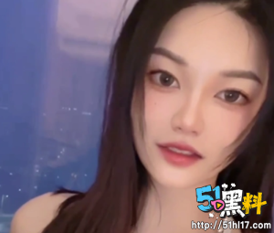 老公刚出差就出来约的性瘾少妇 无毛穴被干的淫水直喷