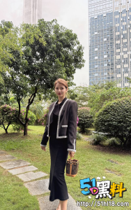 深圳北海粤宴老板娘陈英梅  为了抢生意发裸照勾引顾客 丰满的巨乳肥臀真诱人