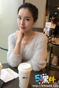 医院院长潜规则下属 妹子主动展示性爱技术 现在的女医生也太骚了吧！