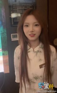 抖音鑫麟阁211技师莉莉安 COS新娘足疗师为顾客服务 大神驱车千里只为她～