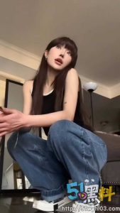 抖音网红EunHa榜一大哥定制视频流出！ 冷艳女神私下这么淫荡～