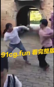 点到为止，不搞偷袭，很讲武德 🤣 #大妈