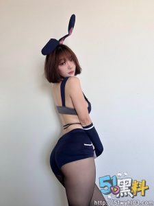 性感女教师诱惑男学生，补习内容竟如此出乎意料！