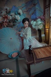 艺术还是挑战？少女尝试日式捆绑拍摄 视频内容公开！