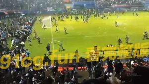 印尼足球联赛发生大规模暴动 #印尼