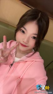 苏科大04年美女邹妍主动加金主微信求包养！上门服务火速就位！