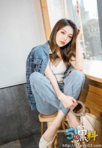 学生妹大尺度合集：私拍福利视频 性感蜜桃臀让人口水直流