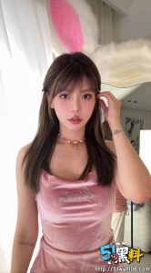 从虎牙一姐主播到写真女神！周淑怡火辣身材照疯传！