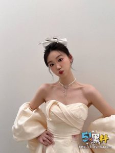 女大学生田丽娜不雅视频曝光 被渣男各种花式调教！