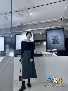 成都美女大尺度性爱视频泄露 私底下竟是男友的胯下玩物