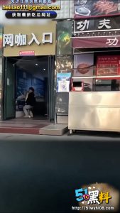 精选八对情侣闹架合集~女友一言不合就脱裤的彪悍现场