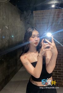 精神小妹援交视频曝光 只要钱到位什么服务都有