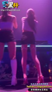 性感女DJ亮相酒吧！无穿内裤走光吧台引爆全场