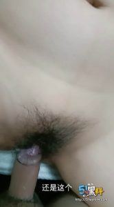 人妻与儿子在家激情性爱 变态玩法也太刺激了