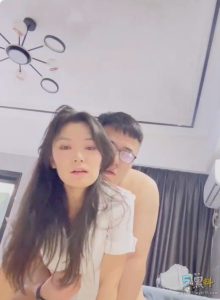 成都公务员王心萍出轨 老公果断曝光其床上细节及视频