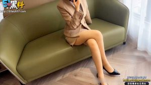 高清无码系列3  黑丝高跟的风情人妻 画面太顶不敢直视