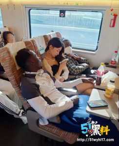 中国的媚黑女以为嫁给黑人光宗耀祖 谁知未来的噩梦在后面