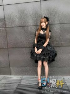 B站极品萝莉猫小娴 2000元提督福利视频流出骚到爆