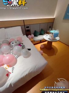 姐弟乱伦2集 穿上婚纱以为是求婚现场 却是姐弟偷情的借口