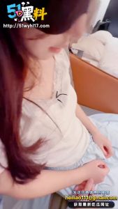 海角兄妹乱伦5  旺盛的体育生表哥居然对刚上大一表妹下手