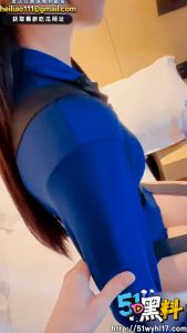 海角兄妹乱伦6  情感失落后的妹妹闺蜜 在酒店与哥哥玩制服诱惑