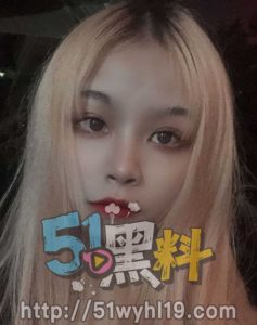 常德粉毛妹遭多任男友集体曝光！怼脸草翻浪叫连连