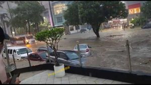 飓风“朱莉娅”在中美洲地区造成人民死亡 #墨西哥