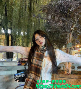 江西精神小妹 周芳霞 自拍调教秀 高冷太妹变乖乖骚货 抠穴揉奶特写狂玩 享受高潮不止！