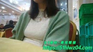 探花大神 李总 勾引已婚女邻居偷情 两人在酒店房间疯狂爆操