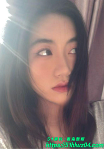 南京反差女财务陈琳 分手后渣男曝光性爱私拍 一对豪乳晃荡羡煞旁人 女仆装口交吞棒女上狂骑 端庄白富美变身骚浪尤物