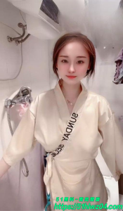 快手 男王 巨乳颜值妹 付费定制私拍福利 露脸掰穴自慰 抖奶热舞 白嫩大奶被抖的一颤一颤的超诱惑