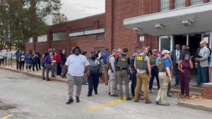 美国密苏里州校园枪击案