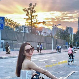 重磅流出 广西行健文理学院 女海后黄姝瑾出轨多男视频曝光