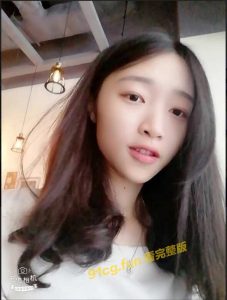 国产自拍 湖北仙桃00后张雨欣 同时劈腿3大叔