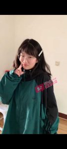 破处的感觉 —  网上认识的太原理工嫩妹在床上羞答答的那种感觉让人上头。