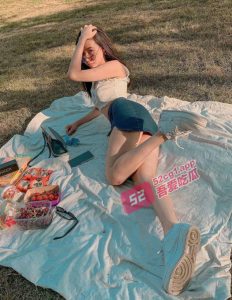 北京某留学生背着男友被不知名大神开发，原视频被流出。