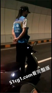 秀儿 “御剑飞行” #电瓶车