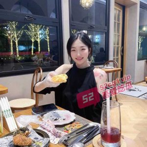 江西九江「虞燕妮」玩弄感情 遭舔狗卧底多年曝光私密性爱视频！