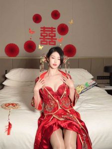 伴娘团轮新娘 现场花絮60张+5分32秒视频 曝光 兄弟们都在求瓜  已安排