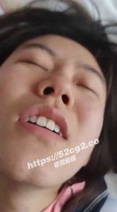 南京某公司女财务 梁雯雯 不但要帮老板算账 还要帮老板解决性欲 真是个尽职的好员工