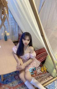 先吃女友再吃闺蜜~成都靓妹惨遭渣男PUA 不仅得吃还捎带闺蜜一起拿下！