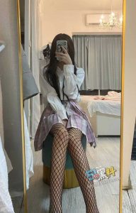 “啊 痛 好痛” 约操可爱JK学生妹 猛操白虎嫩穴！