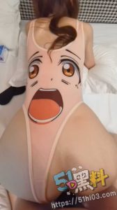 大学生被猥琐大叔花式爆操～为赚学费00后大学生下海 没想到这钱真难赚啊！